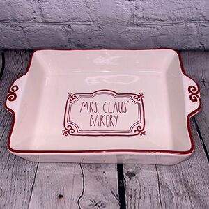 2024 NEW Rae Dunn MRS CLAUS BAKERY Cake Pan 8 X 10 Holiday Baking Dish Christmas